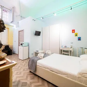 Appartamento Room21 By Domusextra, Napoli